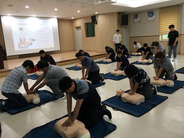 자동심장충격기관리자교육 2.JPG