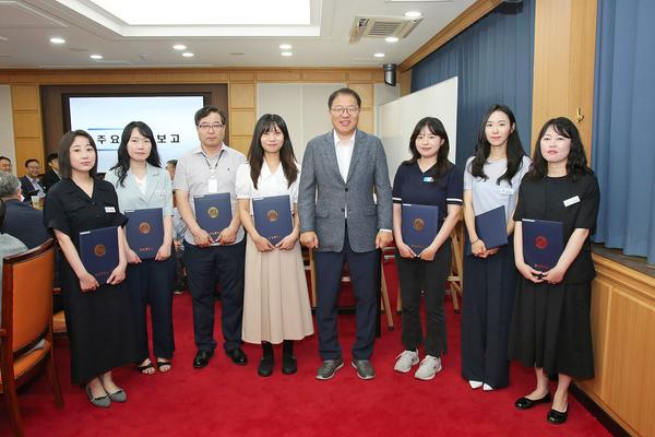 창원특례시,‘2025년 상반기 친절(으뜸)공무원’ 시상