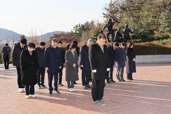 장금용 창원특례시장 권한대행, 새해 첫날 시민 안전 챙기며 업무 시작