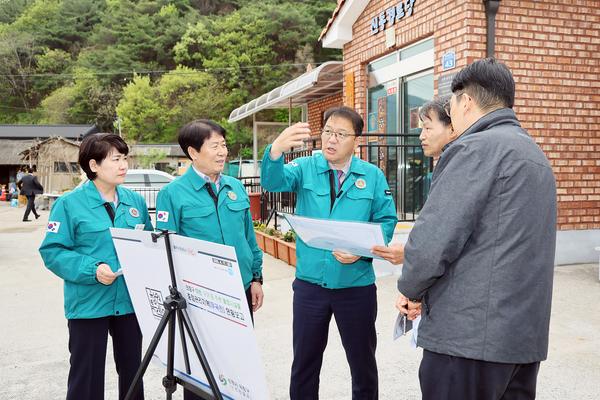 창원특례시, 하천 불법 시설물 정비 본격화★창원특례시, 하천 불법 시설물 정비 본격화(의창구 안전건설과) (1).jpg