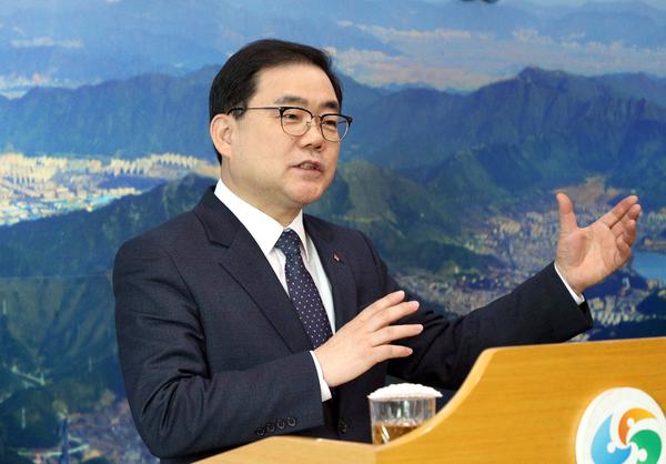 허성무 창원시장&ldquo;시민의 안전이 행정의 최우선 과제&rdquo; (허성무 창원시장).허성무 창원시장“시민의 안전이 행정의 최우선 과제” (허성무 창원시장).jpg