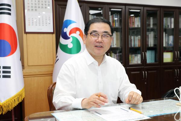 허성무 창원시장 &lsquo;수산인의 날&rsquo; 축하메시지 전달 (허성무 창원시장)허성무 창원시장 ‘수산인의 날’ 축하메시지 전달 (허성무 창원시장) (1).jpg