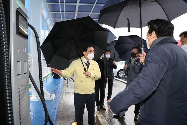 창원시, 성주사역 시내버스환승센터 개통&hellip; 대중교통 중추역할 창원시, 성주사역 시내버스환승센터 개통… 대중교통 중추역할 (신교통추진단) (5).jpg
