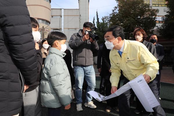 허성무 창원시장, 성산구 민원현장서 주민들과 소통행정 나서 허성무 창원시장, 성산구 민원현장서 주민들과 소통행정 나서 (자치행정과) (1).jpg