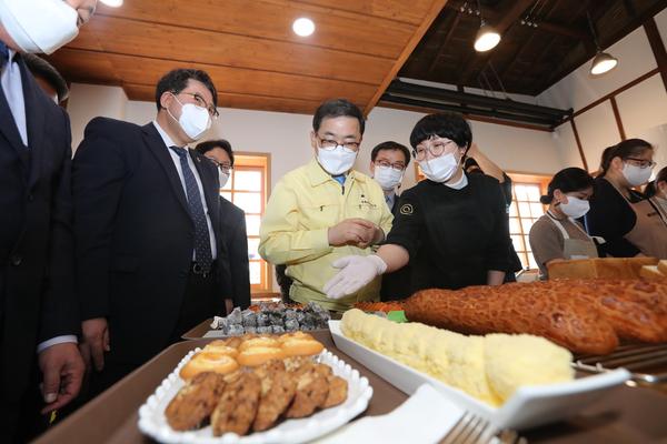 창원시, 충무지구 도시재생 거점시설 보태가 개관식 개최창원시, 충무지구 도시재생 거점시설 보태가 개관식 개최 (도시재생과) (4).jpg