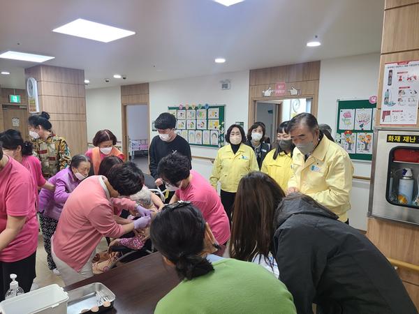 조명래 창원특례시 제2부시장, 감염취약시설 현장 방문