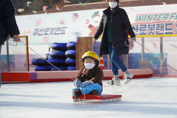 로봇랜드가 달라졌다! 올겨울 꼭 가봐야 할 여행지 로봇랜드가 달라졌다! 올겨울 꼭 가봐야 할 여행지  (2).png