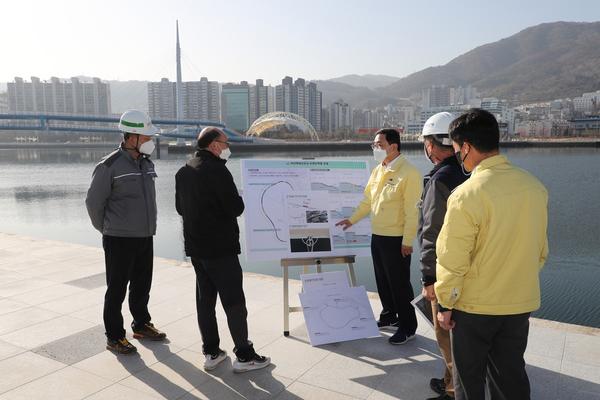 마산해양신도시 명품산책로 시민의 품으로 마산해양신도시 명품산책로 시민의 품으로 (해양사업과) (1).jpg