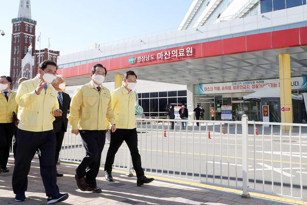 허성무 창원시장, 정세균 국무총리 만나 지역현안 해결 쉼 없이 뛴다 허성무 창원시장, 정세균 국무총리 만나 지역현안 해결 쉼 없이 뛴다 (기획관) (1).jpg