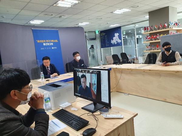 창원시, 한화시스템과 도심항공교통(UAM) 비대면 세미나 개최 창원시, 한화시스템과 도심항공교통(UAM) 비대면 세미나 개최 (전략산업과) (2).jpg
