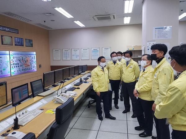 환경부 차관, 창원시 성산자원회수시설 찾아 환경부 차관, 창원시 성산자원회수시설 찾아 (1).jpg