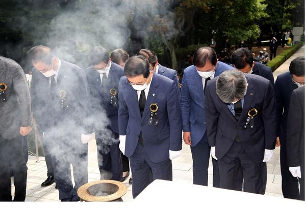 창원시, 13~17일 &lsquo;제18회 순국선열의 날&rsquo; 적극 홍보 (3.1절 추념식).창원시, 13~17일 ‘제18회 순국선열의 날’ 적극 홍보 (3.1절 추념식).JPG