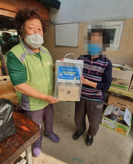 창원시, 저소득 어르신세대 건강도우미 약상자 나눔창원시, 저소득 어르신세대 건강도우미 약상자 나눔(사회복지과).jpg