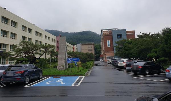 창원시, 사회적 거리두기 완화 학교&lsquo;열린 주차장&rsquo;재개방창원시, 사회적 거리두기 완화 학교‘열린 주차장’재개방(교통정책과).jpg