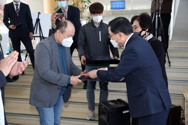 &ldquo;시민이 만들어요&rdquo;, 창원관광 브랜드 공모전 시상식 개최“시민이 만들어요”, 창원관광 브랜드 공모전 시상식 개최(관광과) (1).jpg