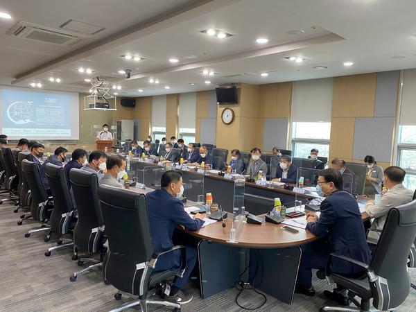 창원시-해군,「2020이순신방위산업전」성공적 추진 함께 이끈다창원시-해군,「2020이순신방위산업전」성공적 추진 함께 이끈다(전략산업과) (1).jpeg