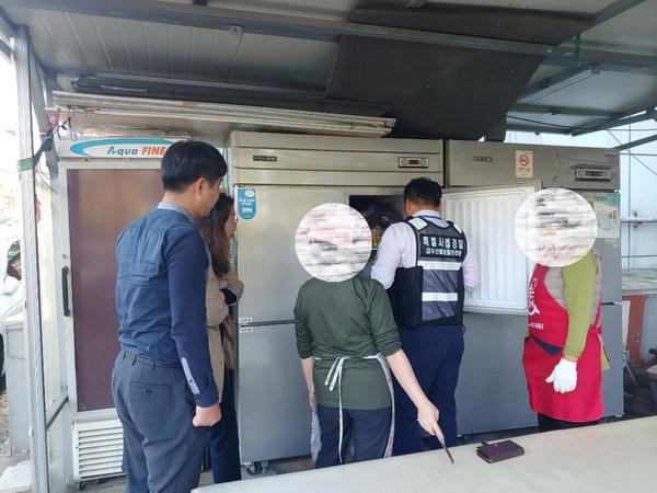 창원시, 추석 명절 대비 수산물 원산지 표시 특별 점검 (수산과)창원시, 추석 명절 대비 수산물 원산지 표시 특별 점검 (수산과) (2).jpg