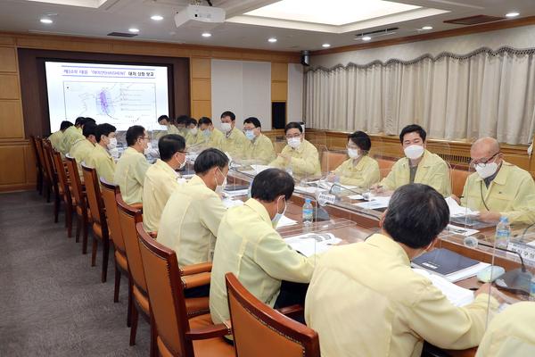 창원시, 제10호 태풍&lsquo;하이선&rsquo;북상 대처상황 점검회의창원시, 제10호 태풍‘하이선’북상 대처상황 점검회의(시민안전과) (1).jpg
