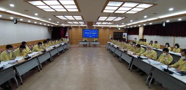 창원시, 사회적 거리두기 2단계 추진 점검 보고회 개최창원시, 사회적 거리두기 2단계 추진 점검 보고회 개최(시민안전과) (1).jpeg