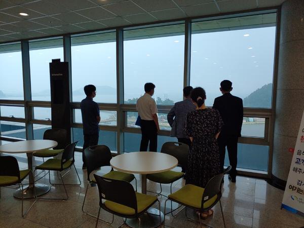 김성호 해양항만수산국장, 진해해양공원 방문김성호 해양항만수산국장, 진해해양공원 방문(해양정책과) (1).jpg
