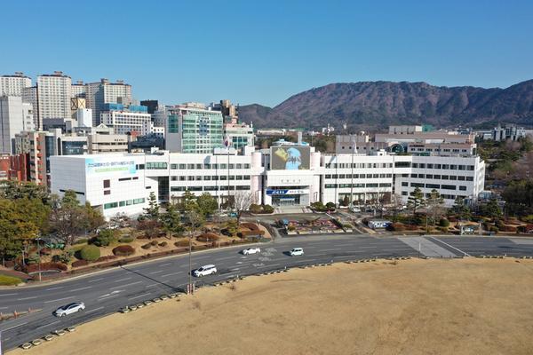 창원시, 코로나 피해 여행업체 175곳에 100만원씩 지원 창원시, 코로나 피해 여행업체 175곳에 100만원씩 지원 (관광과).jpg