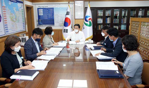 허성무 창원시장, &ldquo;조직개편으로 자칫 놓치는 현안이 없도록&rdquo; 허성무 창원시장, “조직개편으로 자칫 놓치는 현안이 없도록” (기획관) (2).jpg