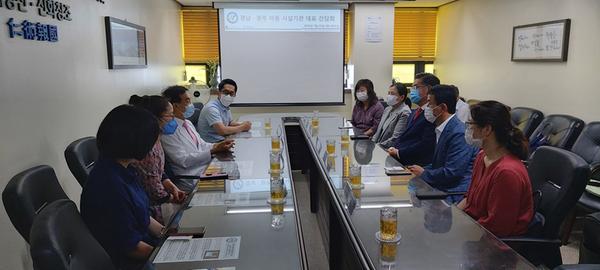 한마음창원병원, 아동복지시설에 후원금 기탁한마음창원병원, 아동복지시설에 후원금 기탁(보육청소년과) (1).jpg