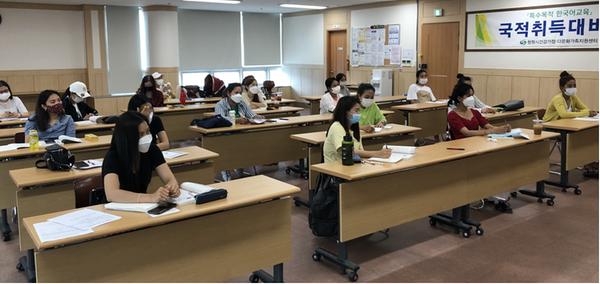 창원시, 결혼이민자 한국 귀화 지원 교육 실시 창원시, 결혼이민자 한국 귀화 지원 교육 실시 (여성가족과).jpg