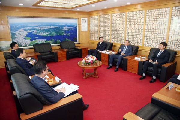 허성무 창원시장, 병무청장에 &lsquo;산업기능요원 배정인원 확대&rsquo; 건의 허성무 창원시장, 병무청장에 ‘산업기능요원 배정인원 확대’ 건의 (전략산업과) (1).jpg