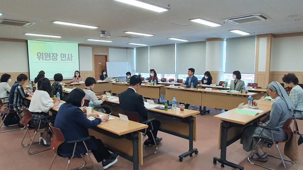 창원시, 아동&middot;여성인권연대 운영위원회 회의 개최창원시, 아동·여성인권연대 운영위원회 회의 개최.jpg