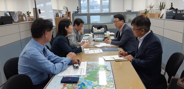 창원시, 현안사업 중앙투자심사 통과 위해 행안부 찾아 창원시, 현안사업 중앙투자심사 통과 위해 행안부 찾아 (예산법무담당관) (2).jpeg
