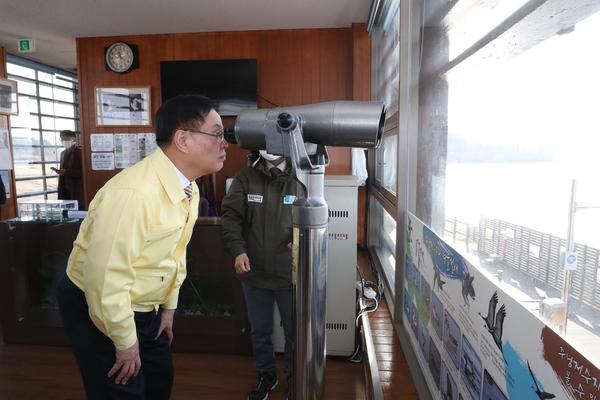 홍남표 창원특례시장, 주남저수지 찾아 현장 점검 실시