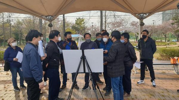 창원시, 미세먼지 차단숲 주민설명회 개최 (산림녹지과) 창원시, 미세먼지 차단숲 주민설명회 개최 (산림녹지과) (1).jpg
