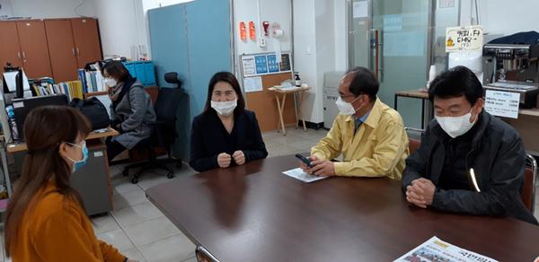 창원시, 코로나19 청각&middot;언어장애인 수어통역 지원 (노인장애인과)