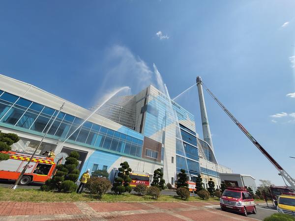 창원특례시, 마산자원회수시설서 마산소방서와 소방합동훈련 실시창원특례시, 마산자원회수시설서 마산소방서와 소방합동훈련 실시 (자원순환과) (3).jpg