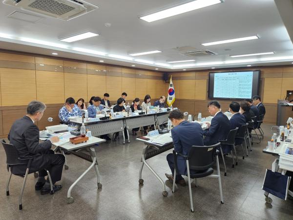 창원특례시, 2023년도 개별주택가격 결정·공시창원특례시, 2023년도 개별주택가격 결정·공시(4월 19일 부동산가격공시위원회 심의 사진).jpg