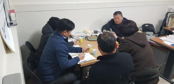 창원시, 진해군항제 성공개최 위해 상인회와 첫 간담회 창원시, 진해군항제 성공개최 위해 상인회와 첫 간담회 (문화예술과).jpg