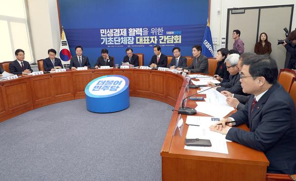 허성무 시장, 지역 현안사업 추진&lsquo;전력투구&rsquo;허성무 시장, 지역 현안사업 추진‘전력투구’ (전략산업과) (2).jpg