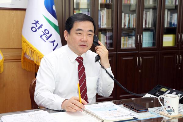 허성무 시장, 유은혜 부총리에&ldquo;북면1고 신설 필요&rdquo; 건의 (허성무 창원시장)허성무 시장,  유은혜 부총리에“북면1고 신설 필요” 건의 (허성무 창원시장) (2).jpg