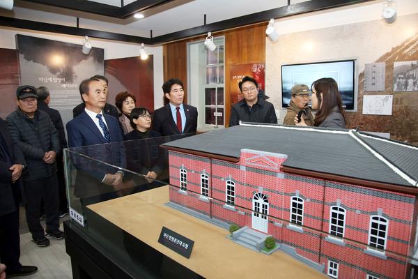 창원시, 옛 마산헌병분견대 전시관 개관식 개최 창원시, 옛 마산헌병분견대 전시관 개관식 개최 (문화유산육성과) (1).jpg