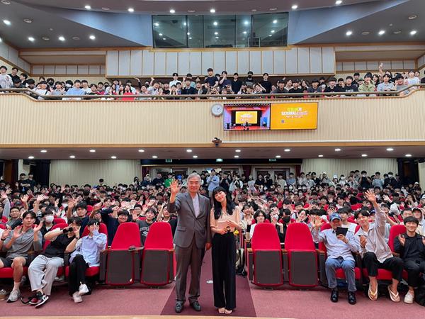 창원특례시, 2023 문화콘텐츠 테드 첫 강연 성공리 개최창원특례시, 2023 문화콘텐츠 테드 첫 강연 성공리 개최 (문화예술과) (1).jpg