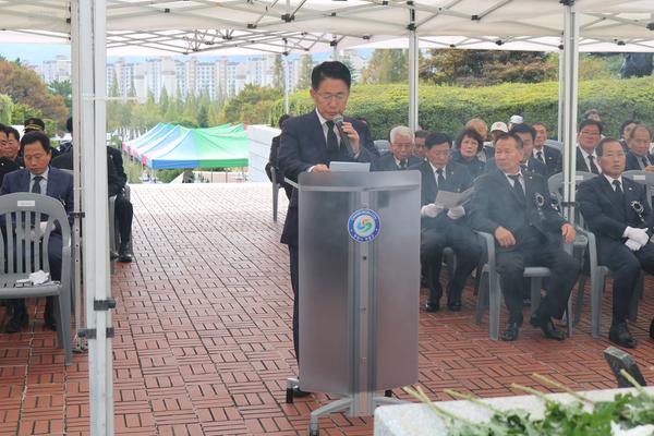 창원시, 나라위해 산화하신 호국영령 합동 위령제 봉행 창원시, 나라위해 산화하신 호국영령 합동 위령제 봉행 (사회복지과) (1).JPG