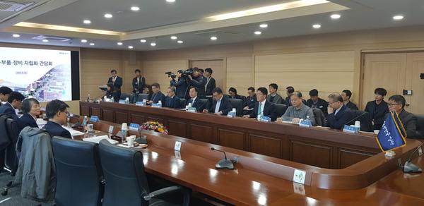 창원시, 대통령 비서실 과학기술보좌관에 건의사항 전달창원시, 대통령 비서실 과학기술보좌관에 건의사항 전달.jpg