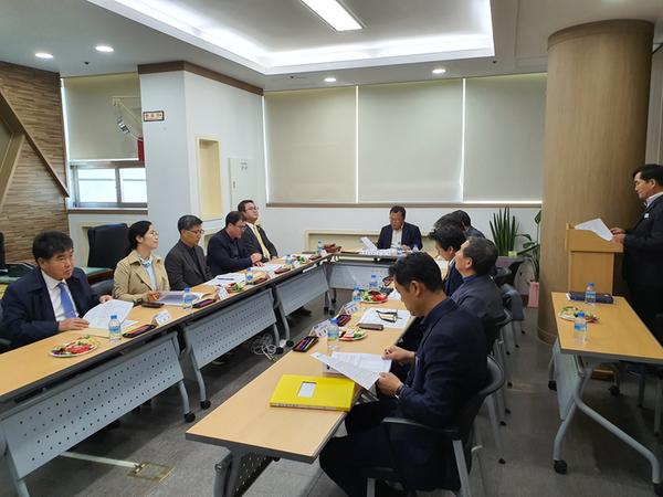 창원시, 시내버스 공영제 도입 및 버스업계 구조개선 방안 논의 창원시, 시내버스 공영제 도입 및 버스업계 구조개선 방안  논의 (신교통추진단) (2).jpg