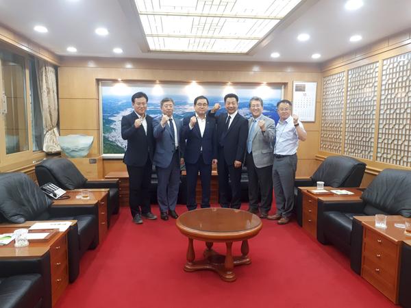창원시, 캐나다 AI 과학기술 국제 협력 본격화 창원시, 캐나다 AI 과학기술 국제 협력 본격화 (1).jpg