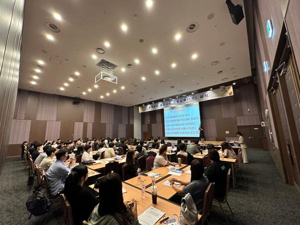 창원특례시, 지역주도형 청년일자리사업 참여자 직무교육 실시창원특례시, 지역주도형 청년일자리사업 참여자 직무교육 실시 (1).jpeg