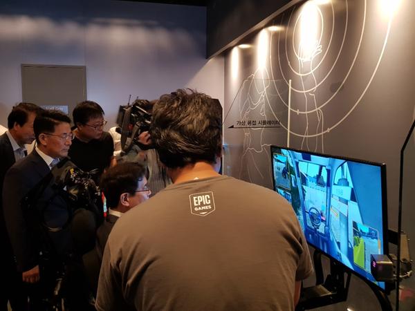 창원시, 경남VR-AR제작거점센터 개소식 가져 창원시, 경남VR-AR제작거점센터 개소식 가져 (산업혁신과) (2).jpeg