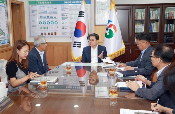 창원시, 코트라와 해외시장 개척 등 협력관계 모색창원시, 코트라와 해외시장 개척 등 협력관계 모색.jpg