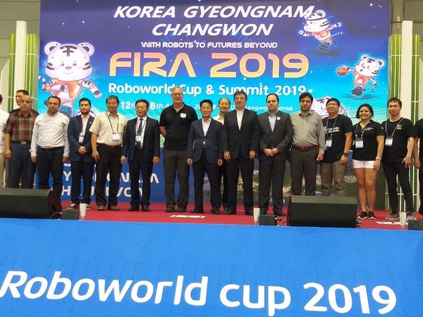 로봇으로 하나된 축제 한마당, 그 화려한 막을 내리다로봇으로 하나된 축제 한마당, 그 화려한 막을 내리다 (투자유치단) (1).jpeg