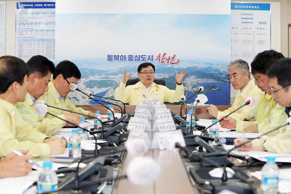 홍남표 창원특례시장 주재로 태풍피해 원인분석과 대책마련을 위한 긴급회의를 개최했다.